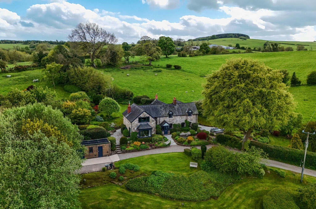 To show one of our latest homes Tynycoed in Bronygarth